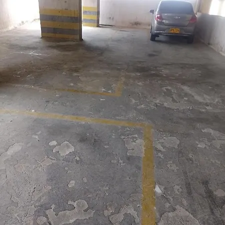 Apto Cerca A La Playa Incluye Piscina Wifi Netflix Youtube, Con Parqueadero Apartamento Cartagena